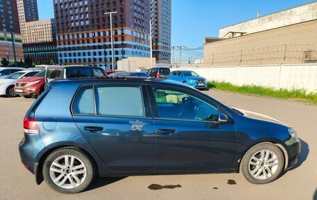 Volkswagen Golf VI, 2011 год, 800 000 рублей, 5 фотография