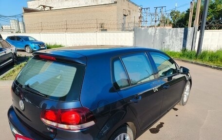 Volkswagen Golf VI, 2011 год, 800 000 рублей, 4 фотография