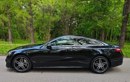Mercedes-Benz E-Класс, 2019 год, 3 400 000 рублей, 3 фотография