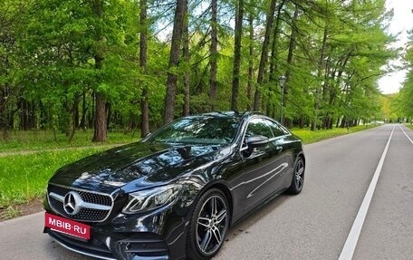 Mercedes-Benz E-Класс, 2019 год, 3 400 000 рублей, 2 фотография