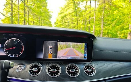 Mercedes-Benz E-Класс, 2019 год, 3 400 000 рублей, 24 фотография