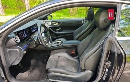 Mercedes-Benz E-Класс, 2019 год, 3 400 000 рублей, 17 фотография