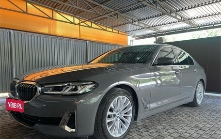 BMW 5 серия, 2021 год, 5 500 000 рублей, 1 фотография