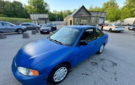 Mitsubishi Mirage VI рестайлинг, 2000 год, 270 000 рублей, 1 фотография