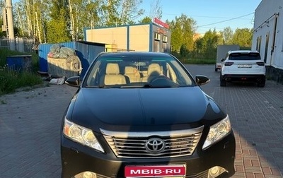 Toyota Camry, 2012 год, 1 900 000 рублей, 1 фотография