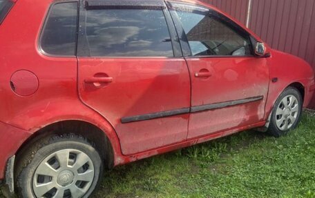 Volkswagen Polo IV рестайлинг, 2002 год, 220 000 рублей, 3 фотография