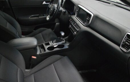 KIA Sportage IV рестайлинг, 2020 год, 1 955 000 рублей, 12 фотография