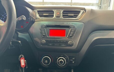 KIA Rio III рестайлинг, 2012 год, 889 000 рублей, 16 фотография