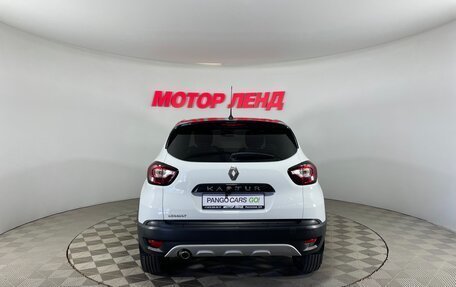 Renault Kaptur I рестайлинг, 2017 год, 1 417 000 рублей, 5 фотография