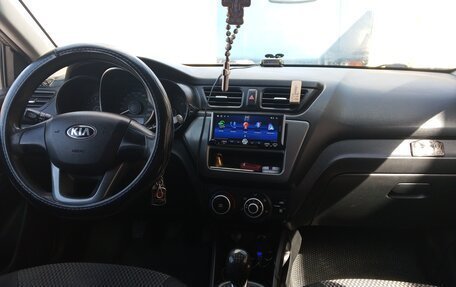 KIA Rio III рестайлинг, 2013 год, 980 000 рублей, 15 фотография