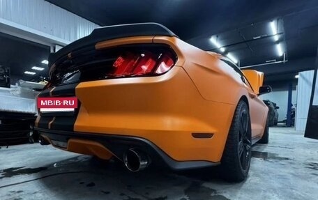 Ford Mustang VI рестайлинг, 2014 год, 2 750 000 рублей, 6 фотография