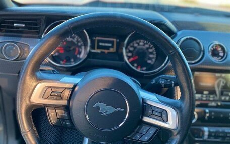 Ford Mustang VI рестайлинг, 2014 год, 2 750 000 рублей, 11 фотография