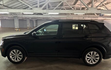 Volkswagen Tiguan II, 2019 год, 2 050 000 рублей, 3 фотография