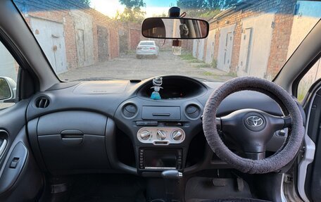Toyota Vitz, 2003 год, 330 000 рублей, 18 фотография