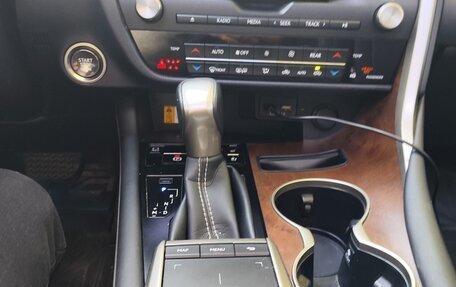 Lexus RX IV рестайлинг, 2022 год, 6 600 000 рублей, 13 фотография