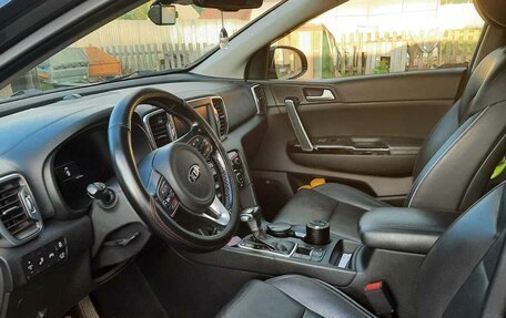 KIA Sportage IV рестайлинг, 2017 год, 2 300 000 рублей, 2 фотография