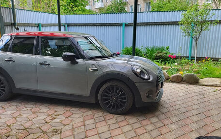 MINI Hatch, 2020 год, 2 150 000 рублей, 2 фотография