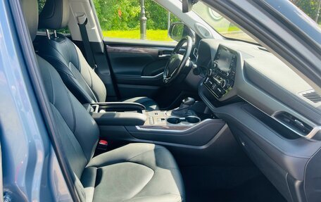 Toyota Highlander, 2020 год, 4 320 000 рублей, 23 фотография