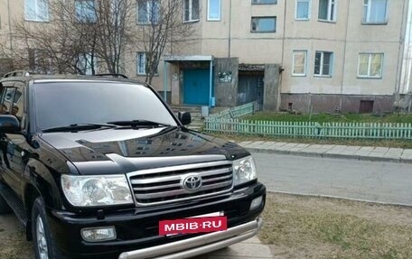 Toyota Land Cruiser 100 рестайлинг 2, 2006 год, 2 399 000 рублей, 6 фотография