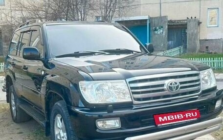 Toyota Land Cruiser 100 рестайлинг 2, 2006 год, 2 399 000 рублей, 11 фотография