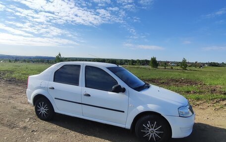 Renault Logan I, 2011 год, 420 000 рублей, 3 фотография
