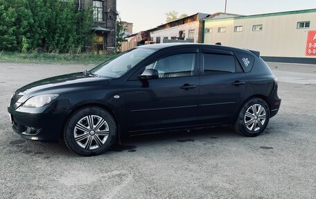 Mazda 3, 2004 год, 650 000 рублей, 2 фотография