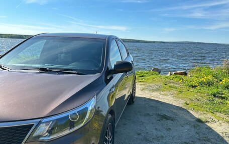 KIA Rio III рестайлинг, 2015 год, 980 000 рублей, 2 фотография