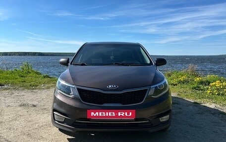 KIA Rio III рестайлинг, 2015 год, 980 000 рублей, 5 фотография
