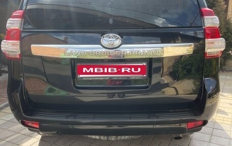Toyota Land Cruiser Prado 150 рестайлинг 2, 2014 год, 3 350 000 рублей, 7 фотография