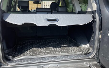Toyota Land Cruiser Prado 150 рестайлинг 2, 2014 год, 3 350 000 рублей, 12 фотография