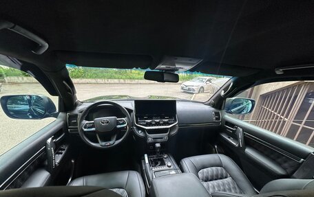 Toyota Land Cruiser 200, 2013 год, 4 700 000 рублей, 7 фотография