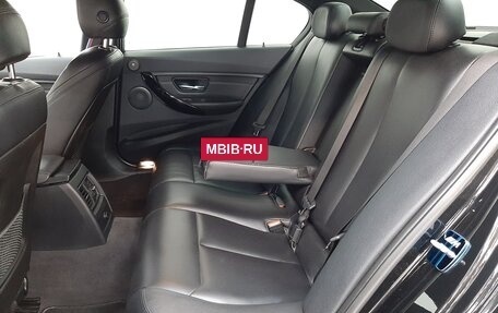 BMW 3 серия, 2017 год, 2 400 000 рублей, 13 фотография