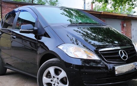 Mercedes-Benz A-Класс, 2012 год, 950 000 рублей, 3 фотография