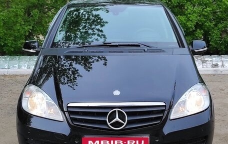 Mercedes-Benz A-Класс, 2012 год, 950 000 рублей, 2 фотография