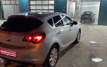 Opel Astra J, 2010 год, 750 000 рублей, 5 фотография