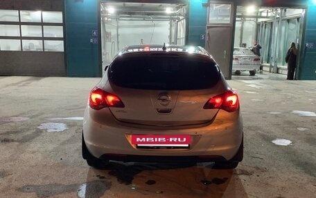 Opel Astra J, 2010 год, 750 000 рублей, 4 фотография