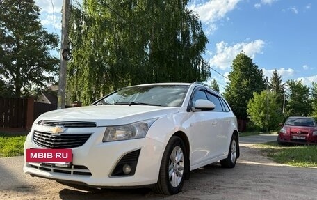 Chevrolet Cruze II, 2013 год, 930 000 рублей, 3 фотография