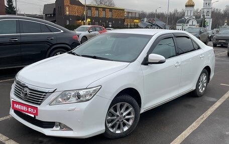 Toyota Camry, 2013 год, 1 490 000 рублей, 2 фотография