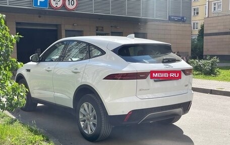 Jaguar E-Pace, 2018 год, 3 300 000 рублей, 7 фотография