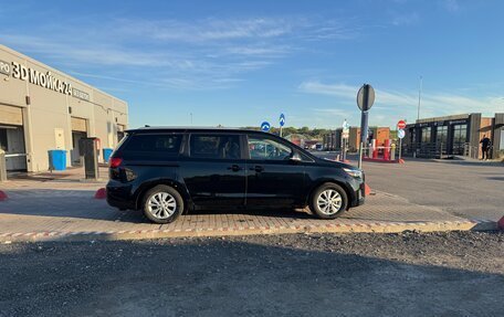 KIA Sedona III, 2017 год, 3 000 000 рублей, 3 фотография