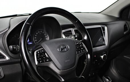 Hyundai Solaris II рестайлинг, 2018 год, 1 347 000 рублей, 12 фотография