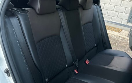 Toyota C-HR I рестайлинг, 2017 год, 2 250 000 рублей, 9 фотография