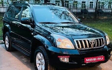 Toyota Land Cruiser Prado 120 рестайлинг, 2008 год, 2 650 000 рублей, 2 фотография