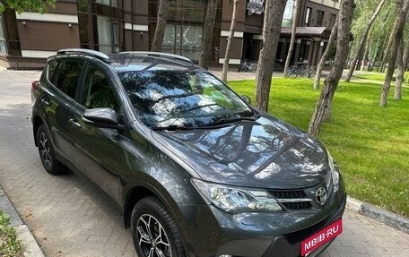 Toyota RAV4, 2014 год, 2 250 000 рублей, 4 фотография