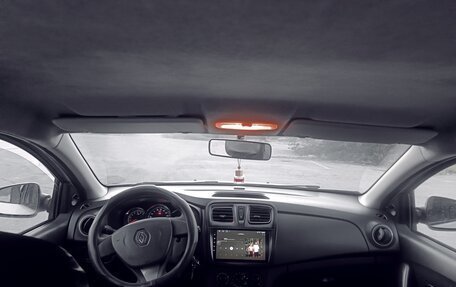 Renault Logan II, 2016 год, 480 000 рублей, 6 фотография