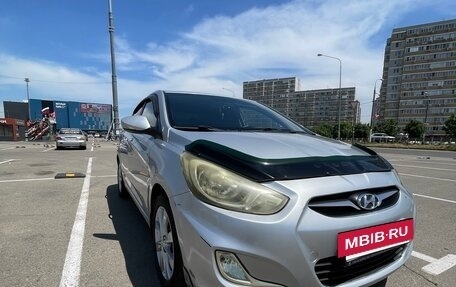 Hyundai Solaris II рестайлинг, 2012 год, 1 100 000 рублей, 3 фотография