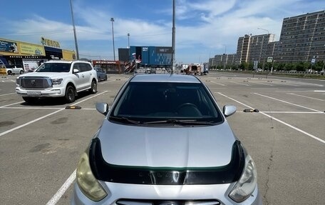 Hyundai Solaris II рестайлинг, 2012 год, 1 100 000 рублей, 2 фотография