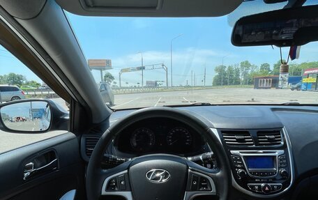 Hyundai Solaris II рестайлинг, 2012 год, 1 100 000 рублей, 9 фотография