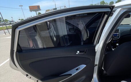 Hyundai Solaris II рестайлинг, 2012 год, 1 100 000 рублей, 18 фотография