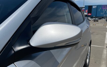 Hyundai Solaris II рестайлинг, 2012 год, 1 100 000 рублей, 16 фотография